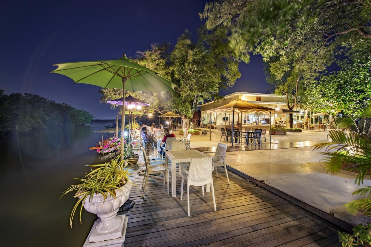 รตะธารา รีสอร์ท Ratathara Resort Bang Pakong Exterior photo